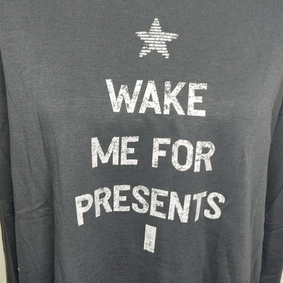 NWT Wake Me For Presents Sweatshirt - Picture 2 of 6